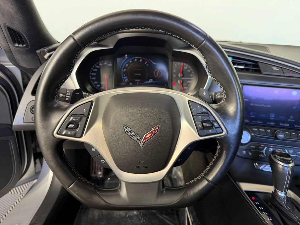 Used 2019 Chevrolet Corvette Stingray Coupe RWD image 12