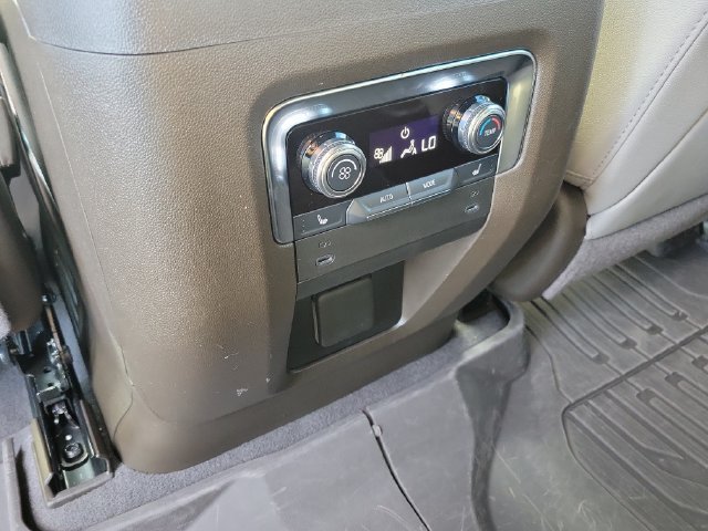 Used 2025 GMC Yukon XL Elevation RWD image 20