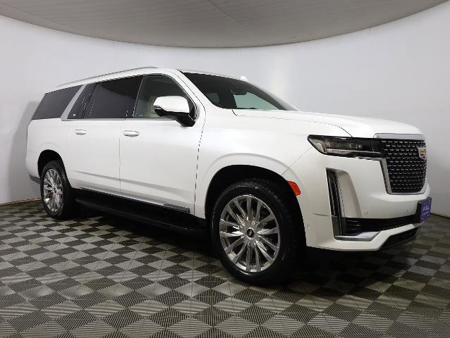 Used 2023 Cadillac Escalade ESV Premium Luxury w/ LPO, Illumination Package image 5