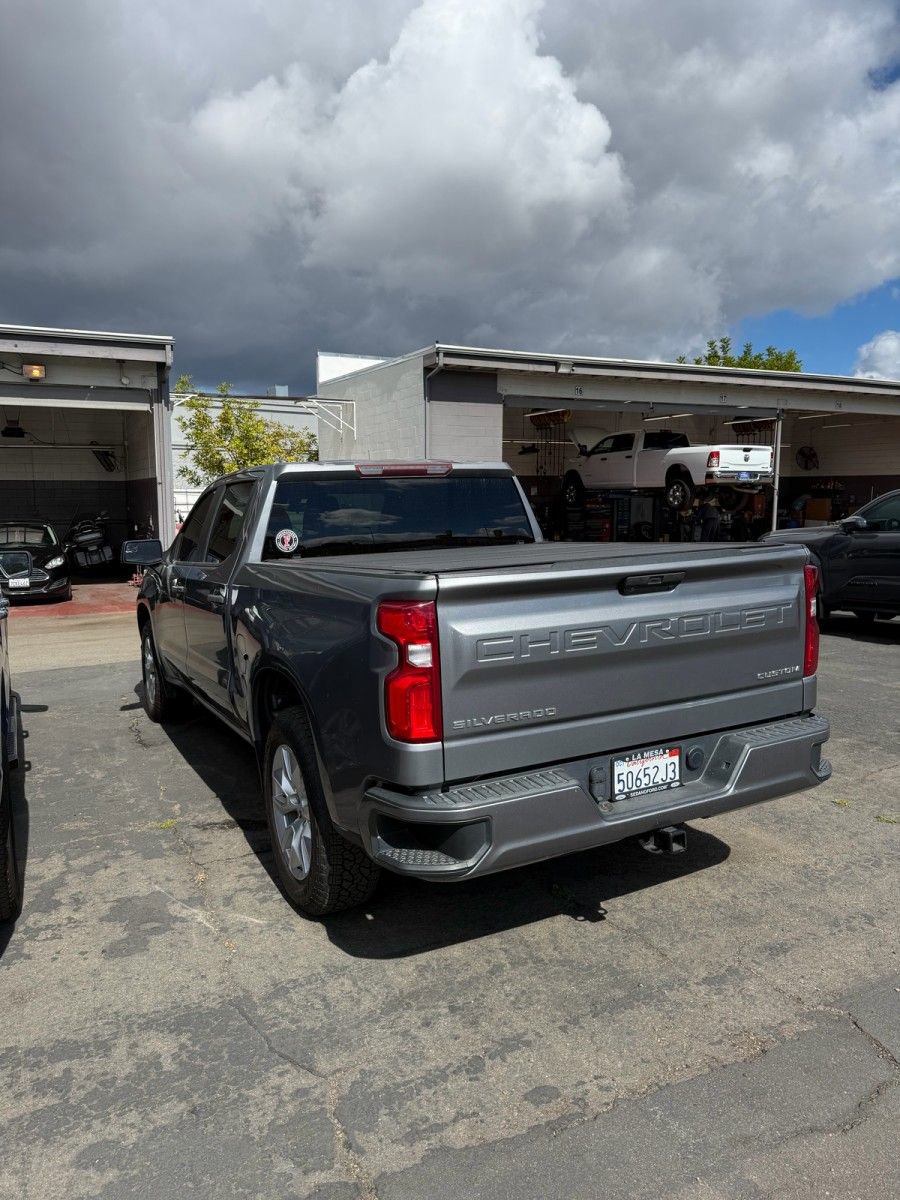 Used 2021 Chevrolet Silverado 1500 Custom RWD image 4