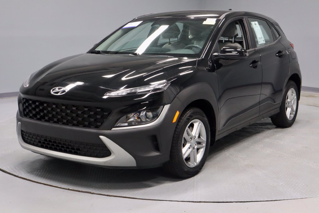 Used 2023 Hyundai Kona SE w/ Cargo Package AWD/4WD image 6