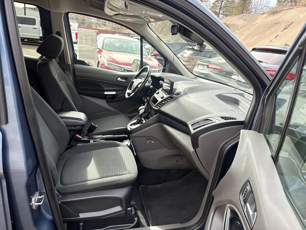 Certified 2022 Ford Transit Connect XLT image 28