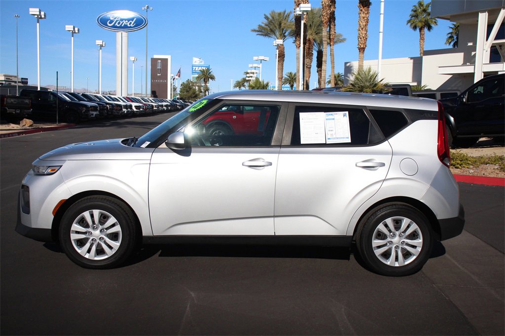 Used 2020 Kia Soul LX image 4