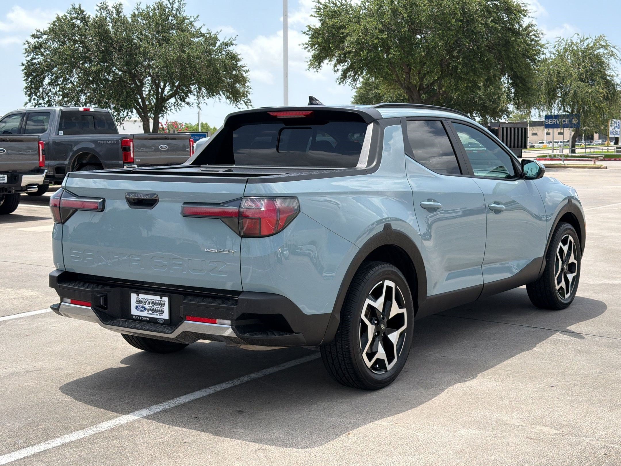 Used 2023 Hyundai Santa Cruz Limited AWD/4WD image 9