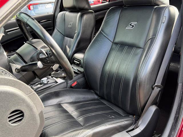 Used 2019 Chrysler 300 S RWD image 37