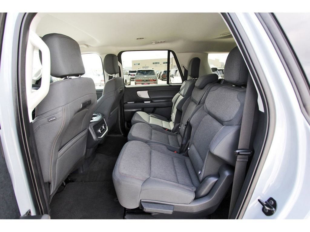 Certified 2025 Ford Expedition Max Active image 10