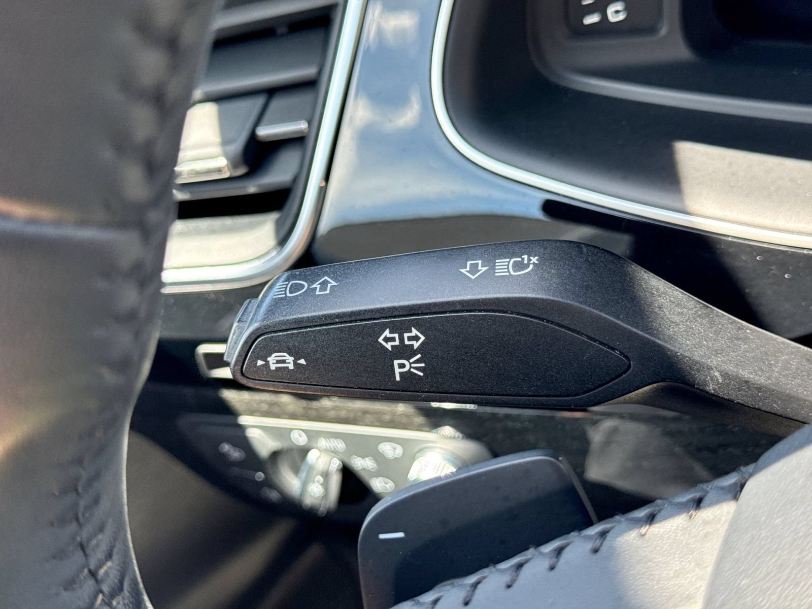 Used 2018 Audi Q7 3.0T Prestige w/ Prestige Package AWD/4WD image 37