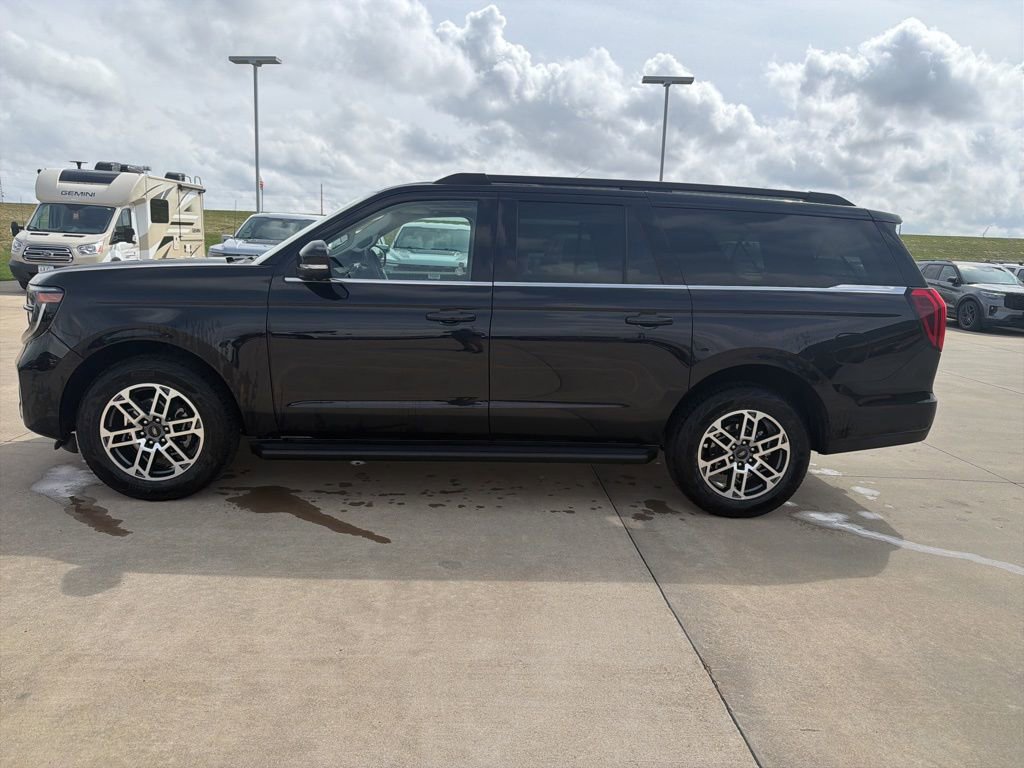 Certified 2025 Ford Expedition Max Active AWD/4WD image 6