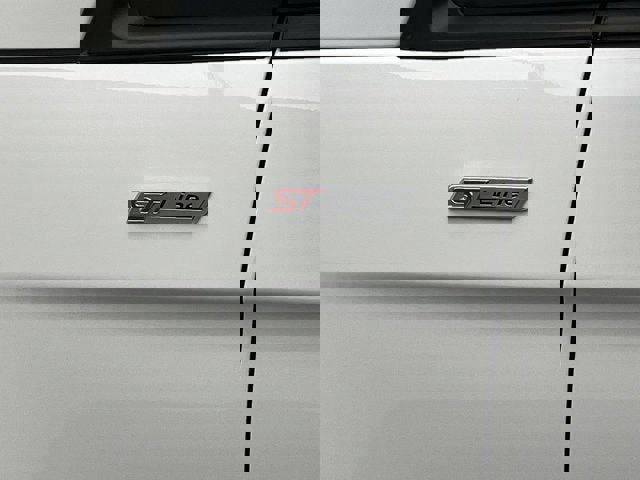 Certified 2022 Ford Edge ST-Line w/ Class II Trailer Tow Package image 39