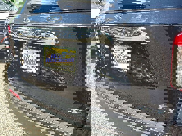 Certified 2022 Ford Explorer XLT w/ Equipment Group 202A image 24