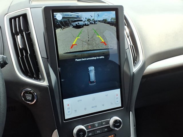 Certified 2024 Ford Edge SEL w/ Convenience Package AWD/4WD image 9