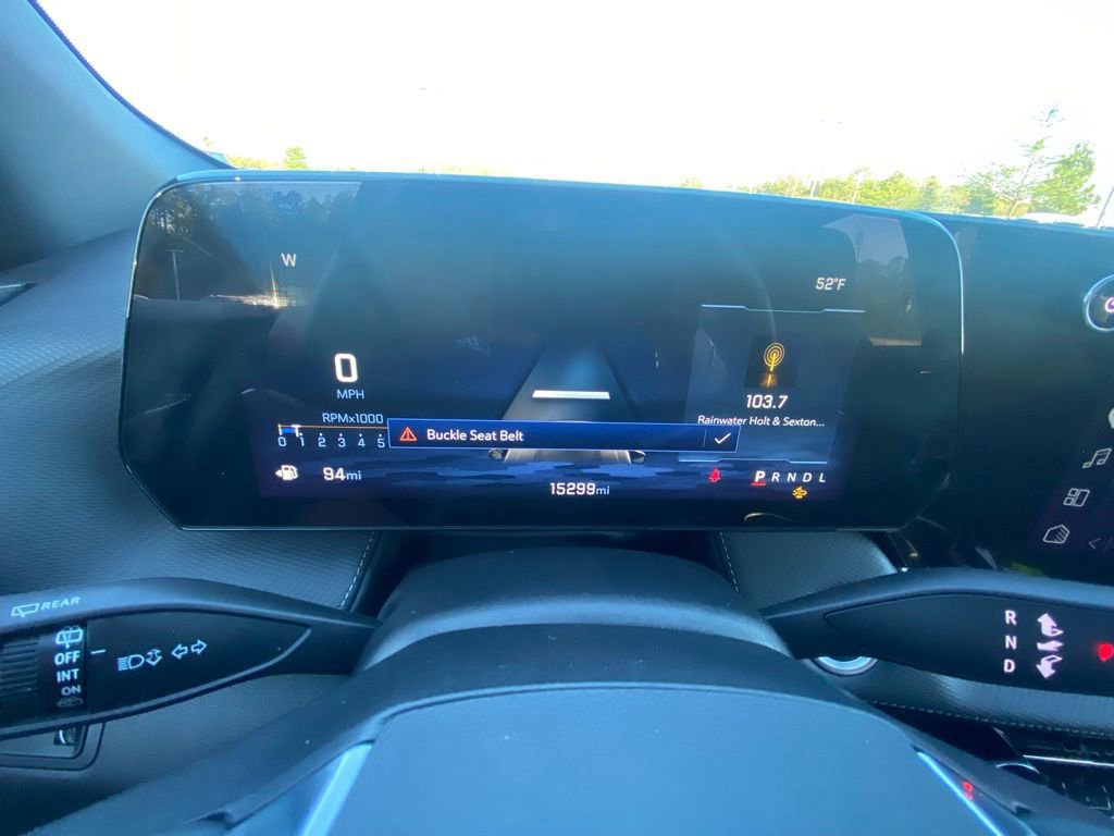 Used 2025 Chevrolet Equinox LT w/ Convenience Package II image 14