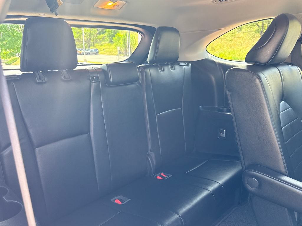 Used 2021 Toyota Highlander XLE AWD/4WD image 27