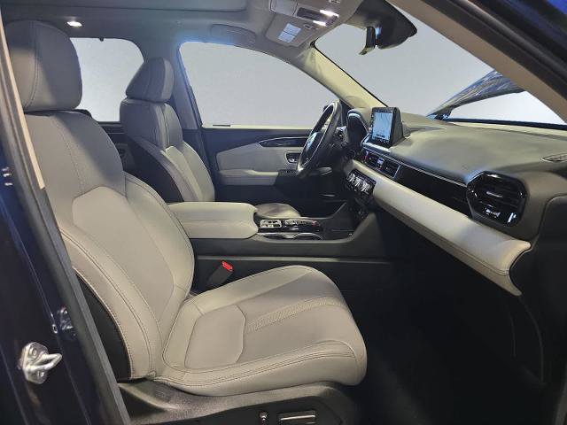 Used 2025 Honda Pilot Touring image 19