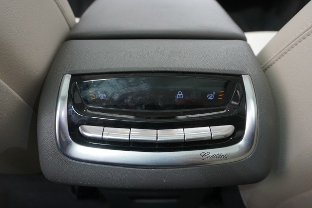 Used 2025 Cadillac XT6 Premium Luxury w/ Technology Package FWD image 29