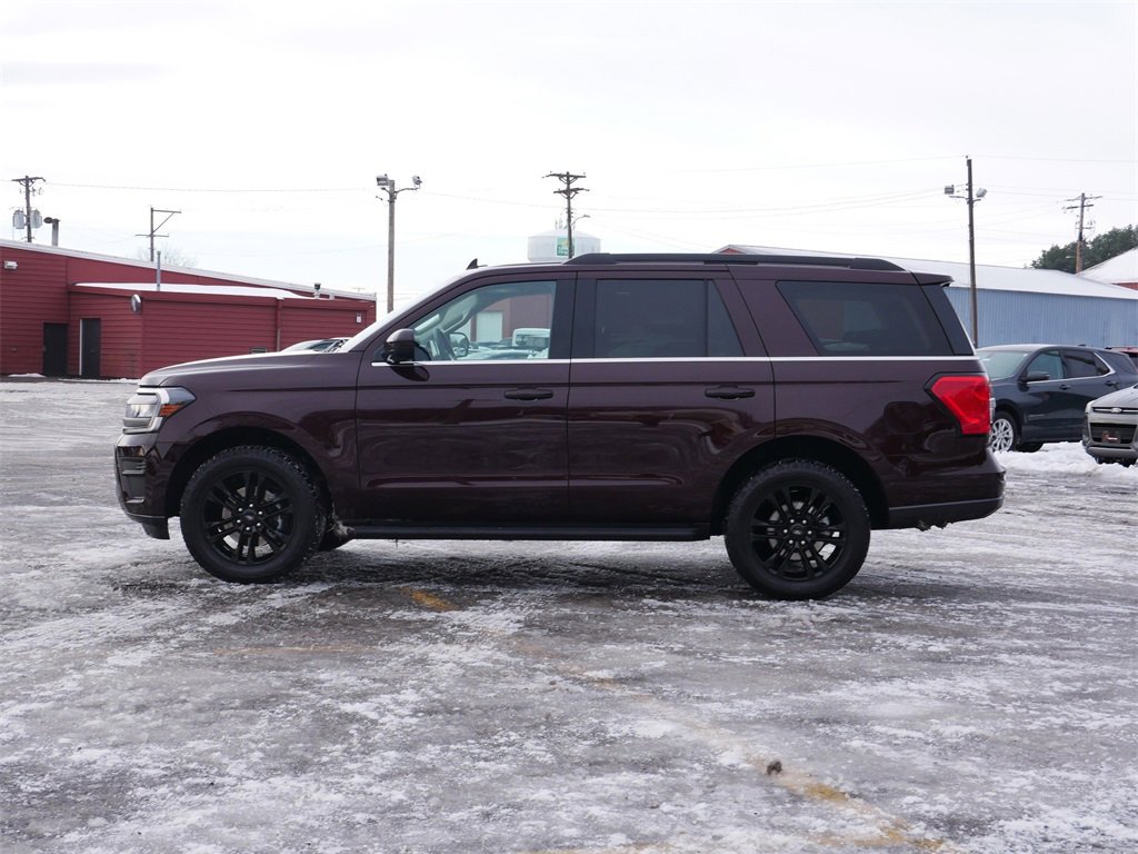 Certified 2024 Ford Expedition XLT image 5