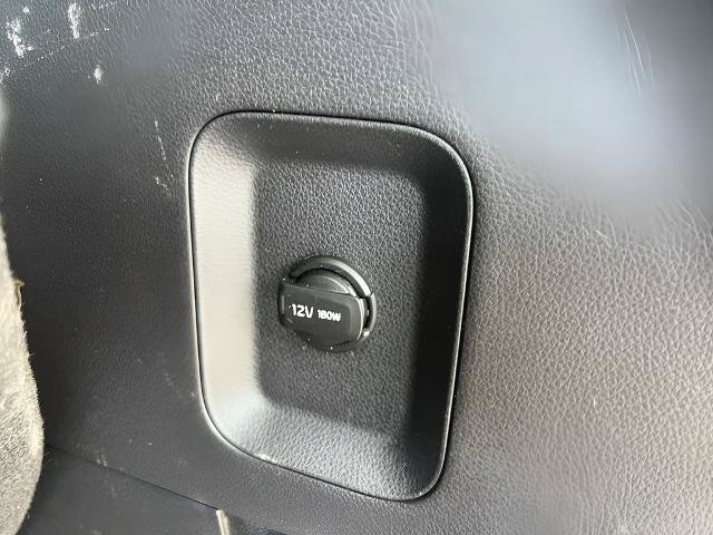 Used 2024 Kia Carnival LX FWD image 32