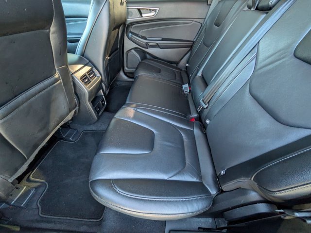 Certified 2022 Ford Edge Titanium AWD/4WD image 21