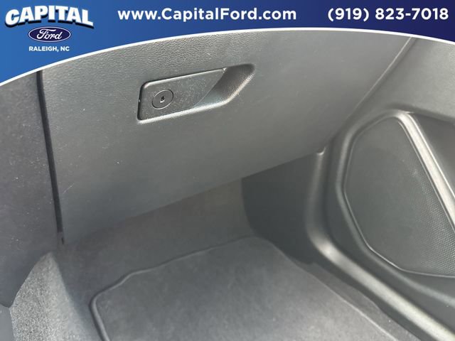 Certified 2023 Ford Explorer Limited w/ Equipment Group 301A AWD/4WD image 27