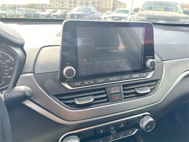 Used 2024 Nissan Altima 2.5 SR image 17