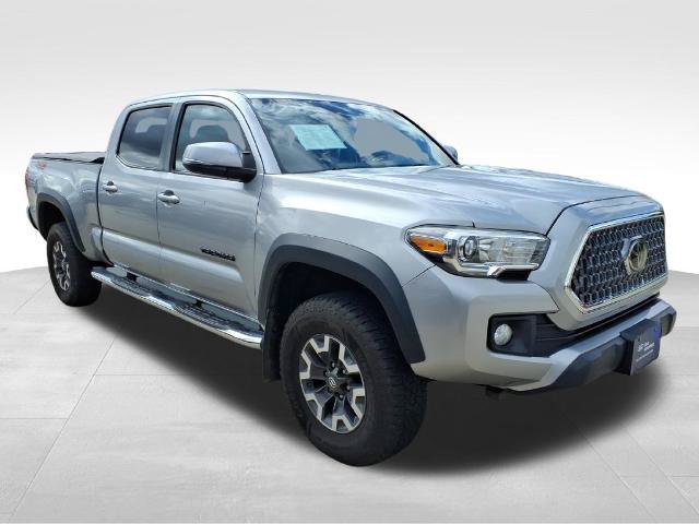 Used 2019 Toyota Tacoma TRD Off-Road w/ Technology Package AWD/4WD image 7