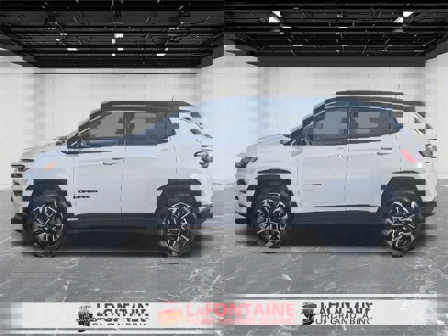 Used 2023 Jeep Compass Limited image 6