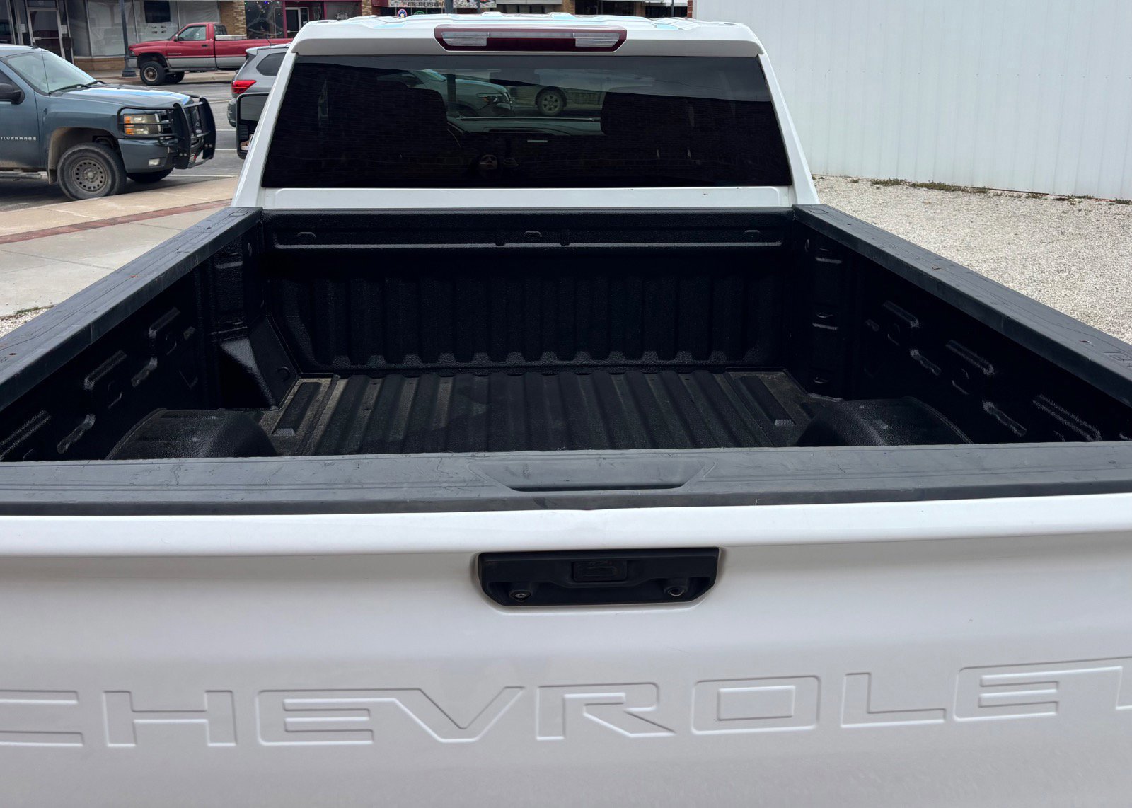 Used 2024 Chevrolet Silverado 2500 LT w/ Z71 Off-Road Package image 12