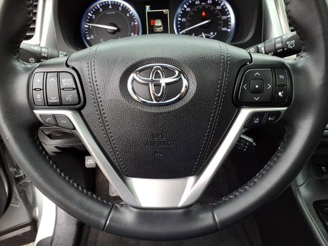 Used 2019 Toyota Highlander SE image 21