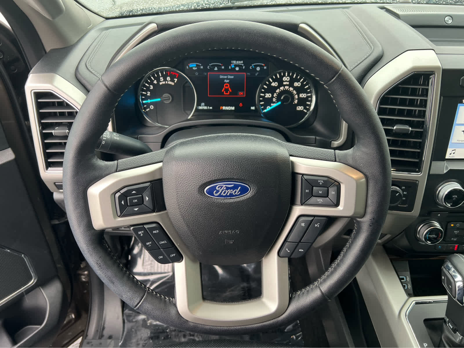 Certified 2018 Ford F150 Lariat w/ Equipment Group 502A Luxury image 35