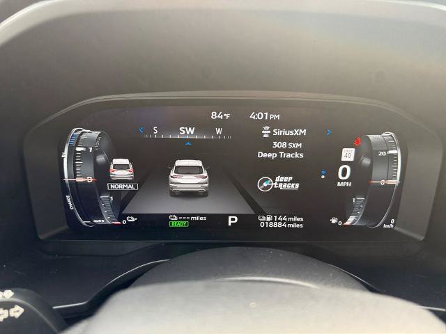 Used 2025 Mitsubishi Outlander 4WD Plug-In Hybrid image 16