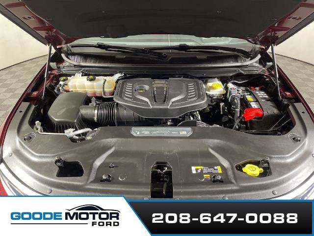 Used 2024 Jeep Wagoneer Series III AWD/4WD image 26