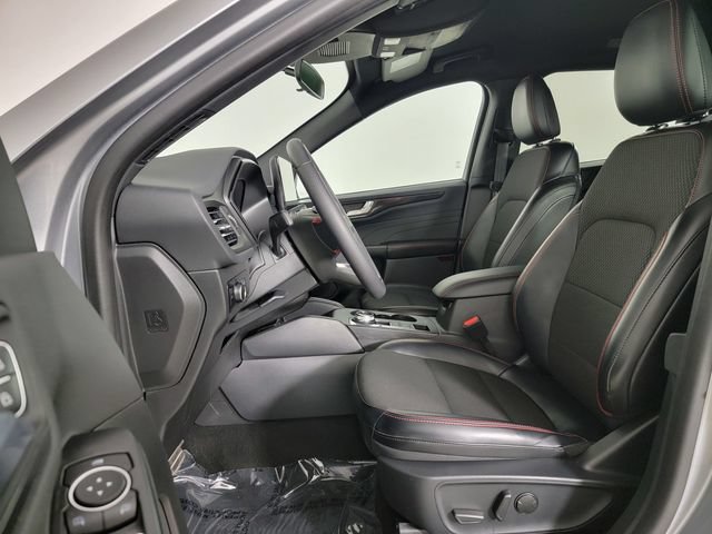 Certified 2024 Ford Escape ST-Line w/ Tech Pack #1 AWD/4WD image 13