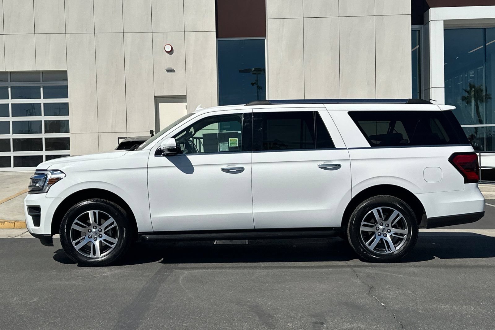 Certified 2024 Ford Expedition Max Limited RWD image 6