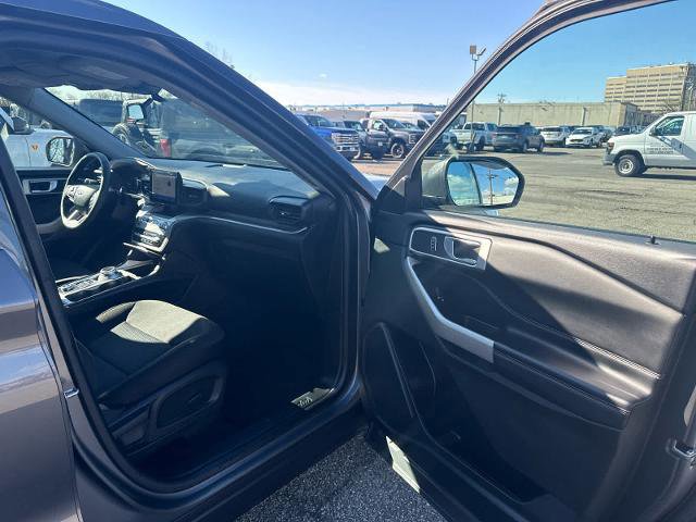 Certified 2023 Ford Explorer XLT image 9