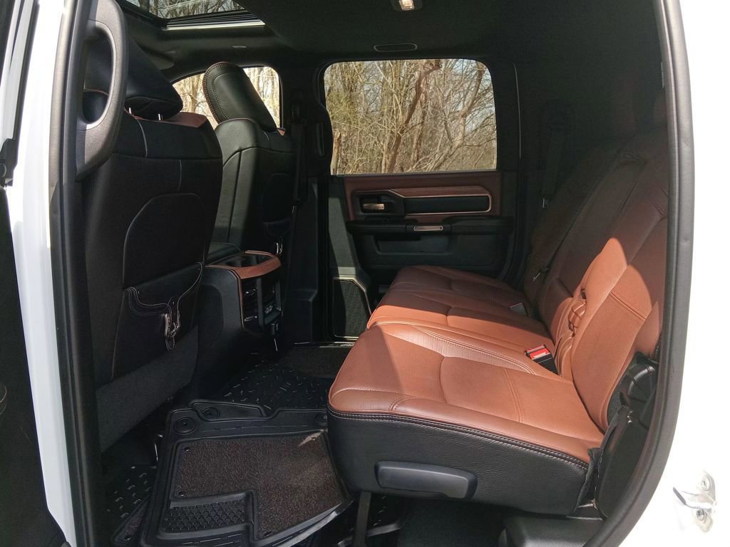 Used 2023 RAM 3500 Limited image 13