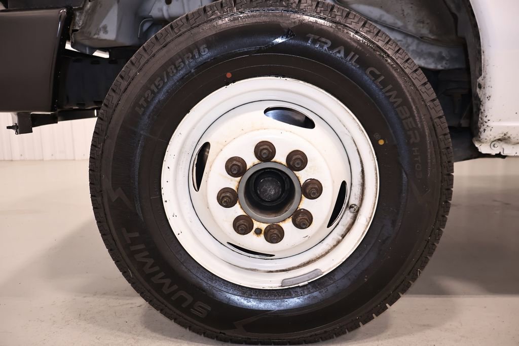 Certified 2019 Ford E-450 and Econoline 450 Super Duty w/ Power Windows & Locks Group RWD image 31