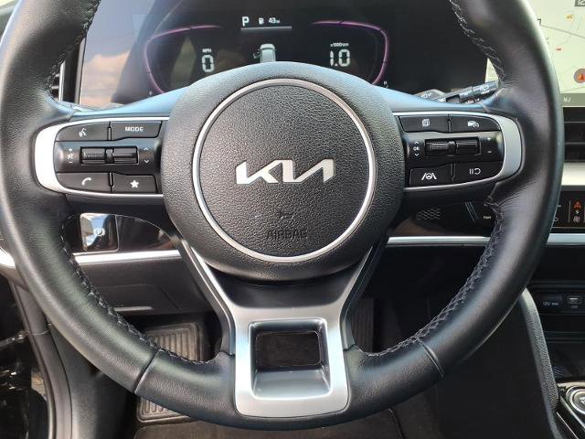 Used 2024 Kia Sportage EX image 17