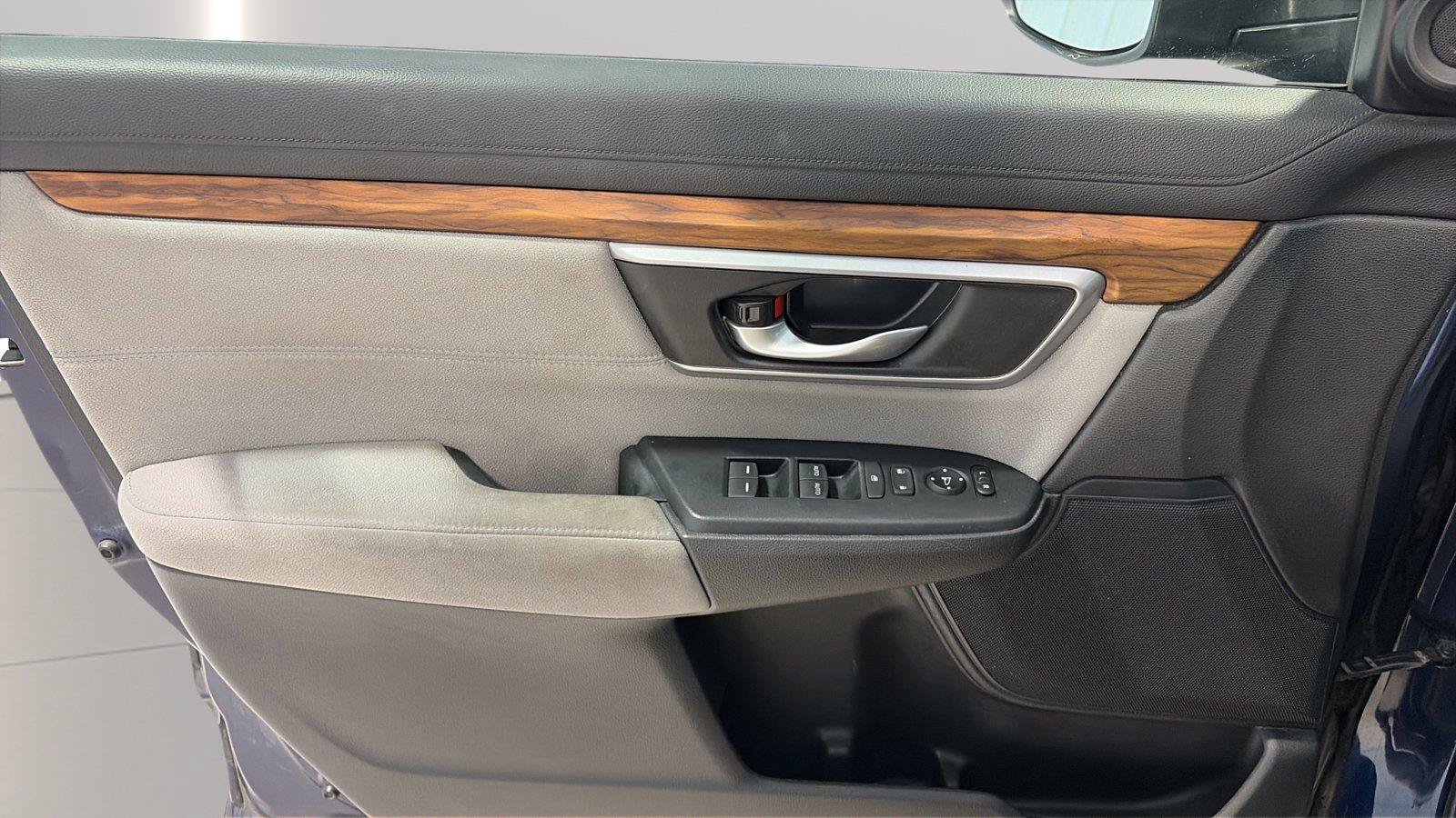 Used 2018 Honda CR-V EX image 21