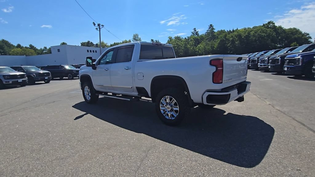 Used 2024 Chevrolet Silverado 2500 High Country w/ High Country Premium Package AWD/4WD image 18