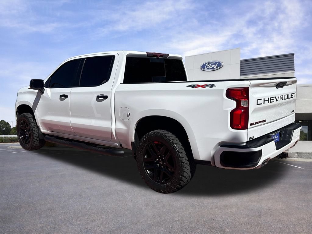 Used 2023 Chevrolet Silverado 1500 RST w/ Redline Edition AWD/4WD image 5
