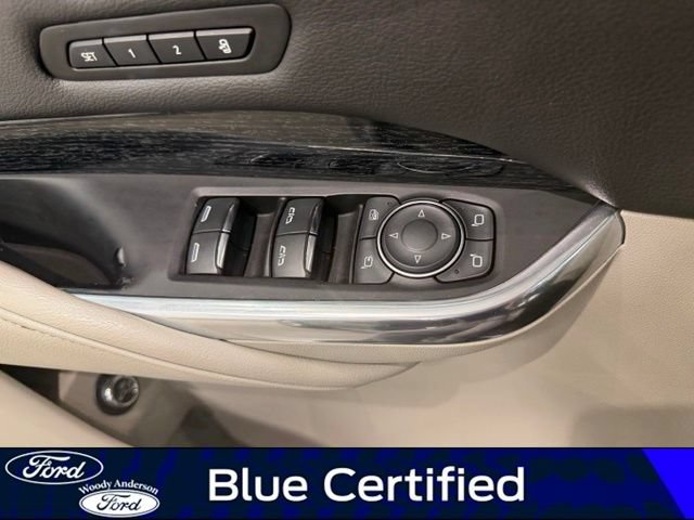 Used 2019 Cadillac XT4 Premium Luxury FWD image 22