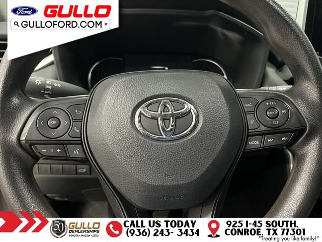 Used 2024 Toyota RAV4 XLE FWD image 23