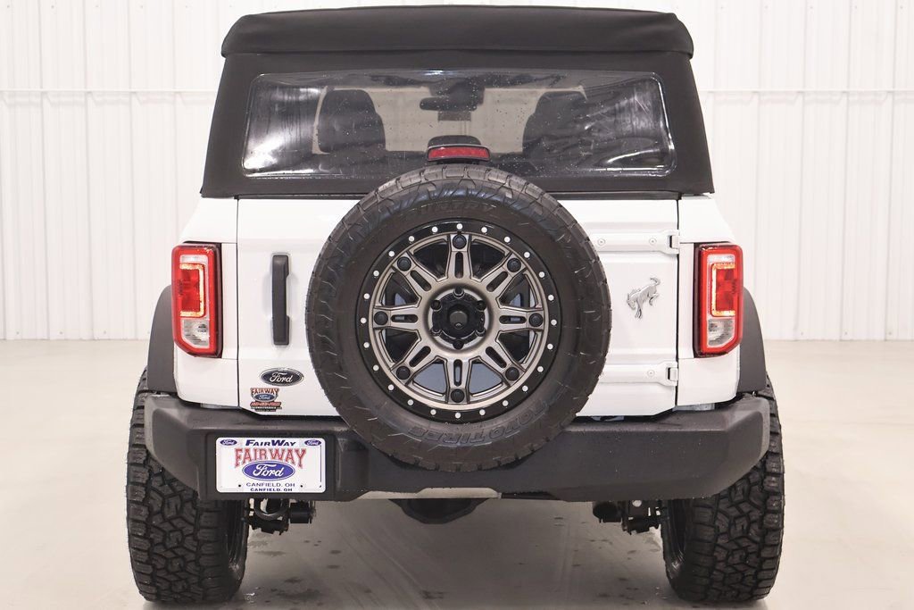 Certified 2022 Ford Bronco Base image 9