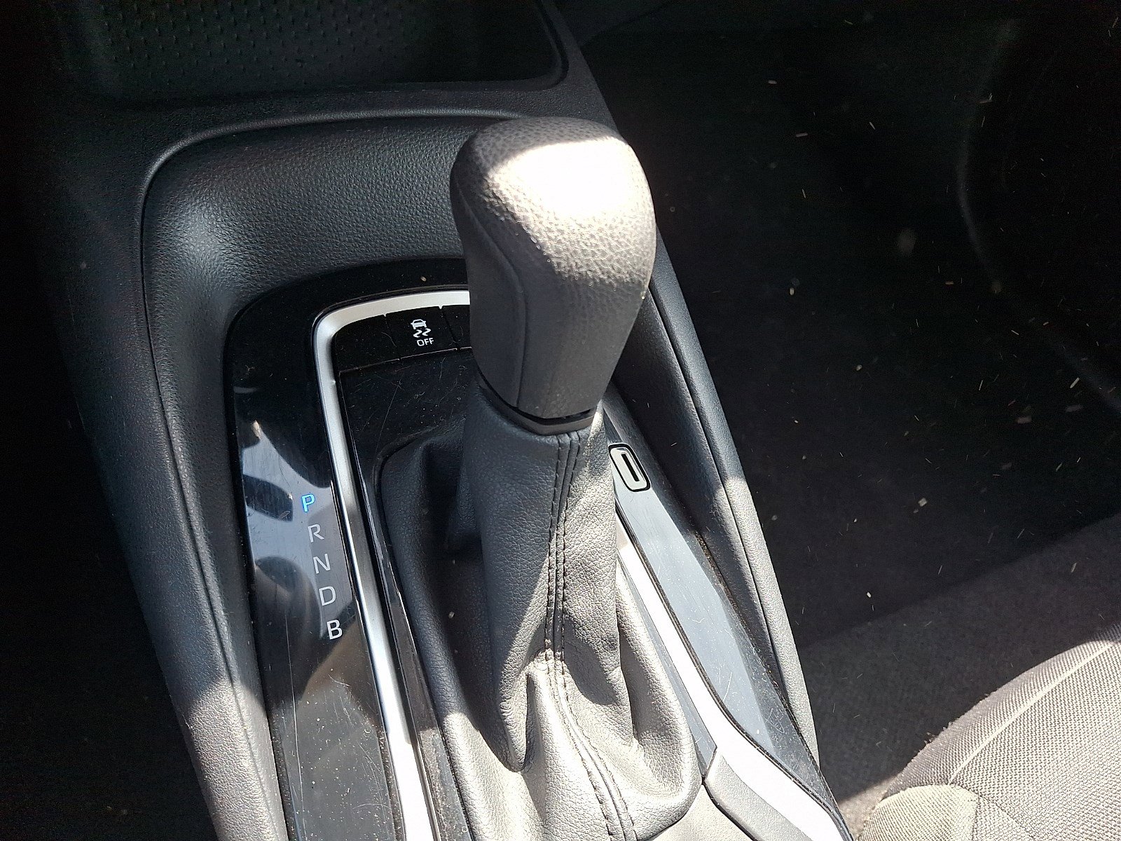 Used 2024 Toyota Corolla LE FWD image 13