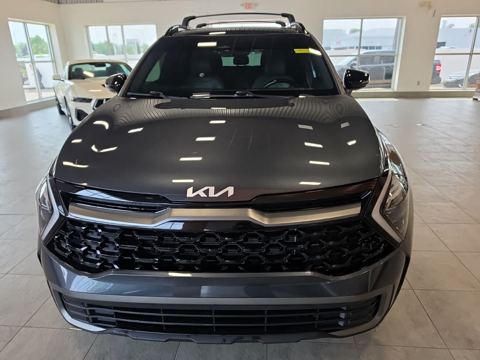 Used 2023 Kia Sportage X-Line w/ X-Line Premium Package AWD/4WD image 3