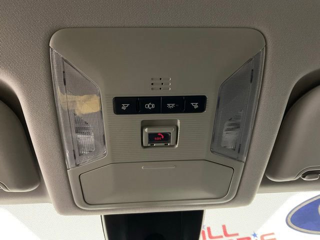 Used 2020 Toyota RAV4 LE image 19