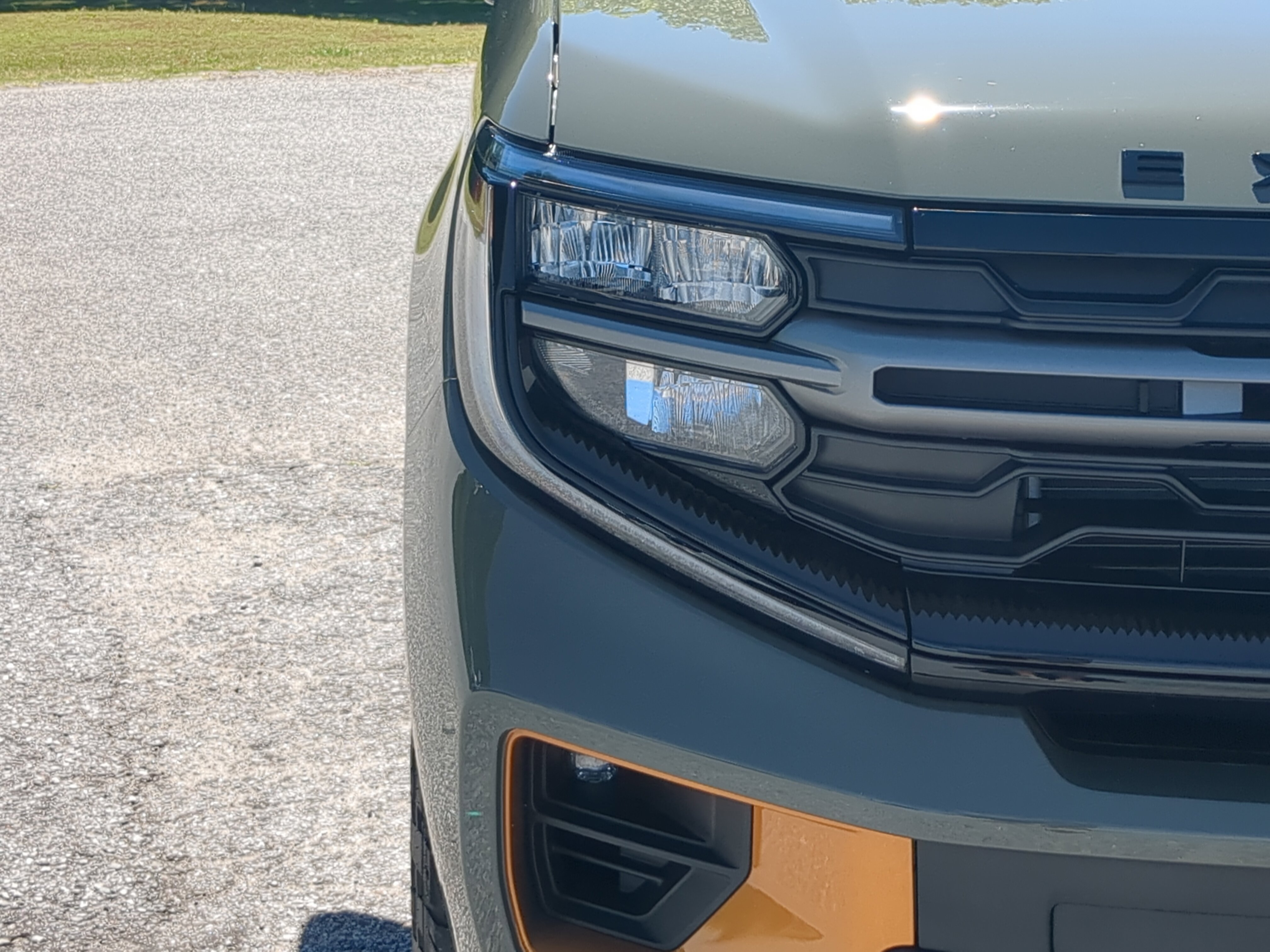 Certified 2025 Ford Expedition Tremor AWD/4WD image 8