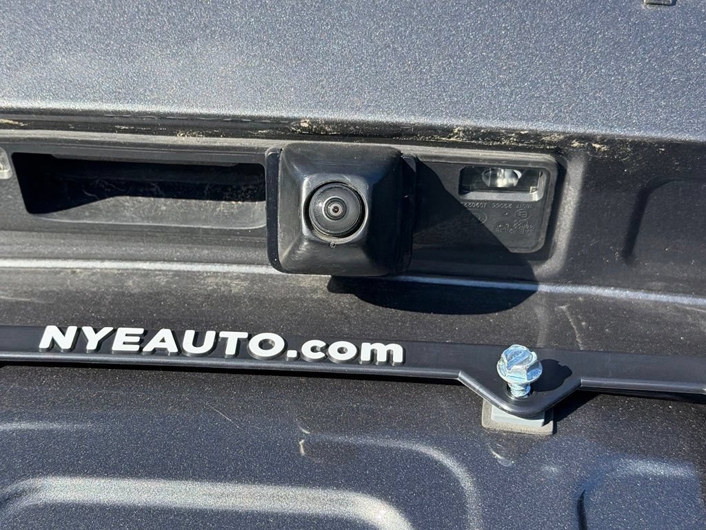 Certified 2025 Ford Escape Platinum AWD/4WD image 42