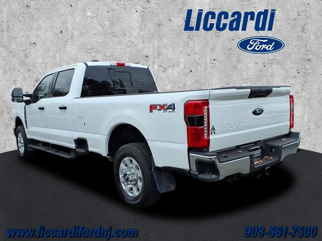 Certified 2023 Ford F350 XLT w/ 360-Degree Camera Package image 4