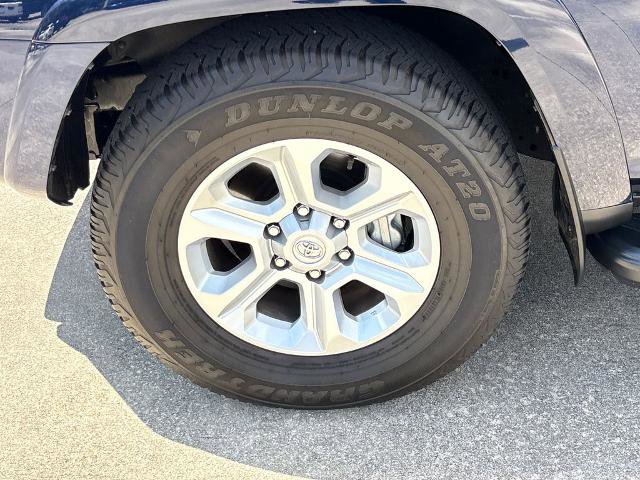 Used 2022 Toyota 4Runner SR5 RWD image 11